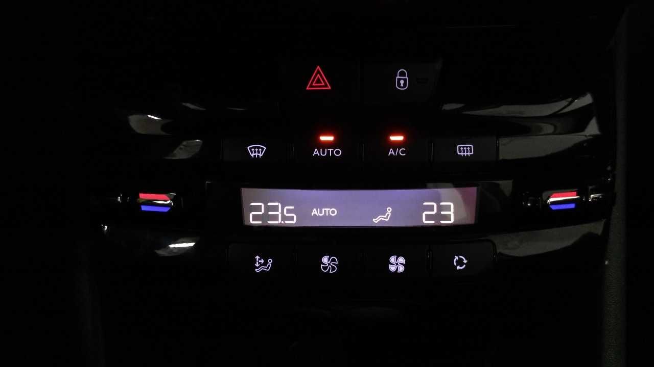 peugeot 208 2017 / foto grande (3)