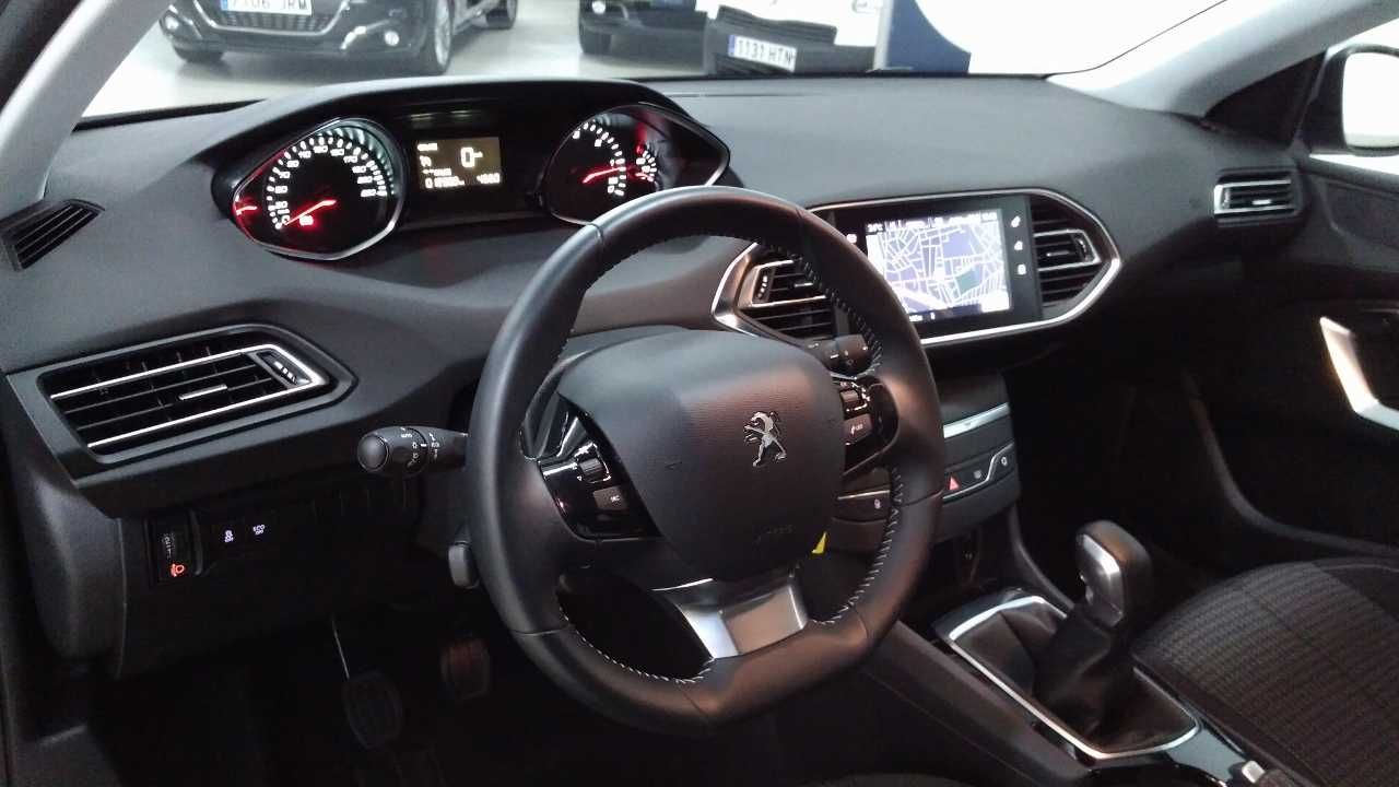 peugeot 308 2017 / foto grande (3)