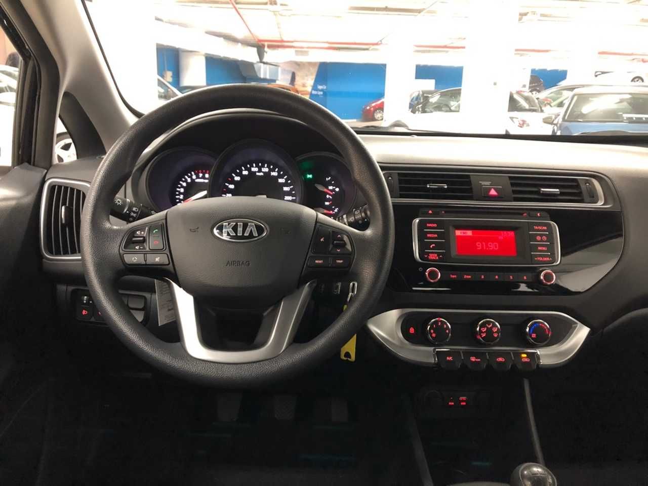 kia rio 2015 / foto grande (3)