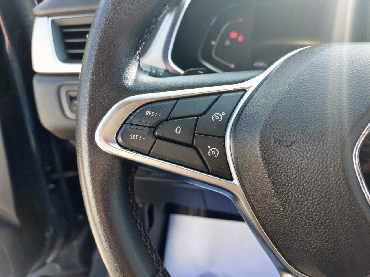 Renault Captur blue dci zen edc 85kw - foto 21