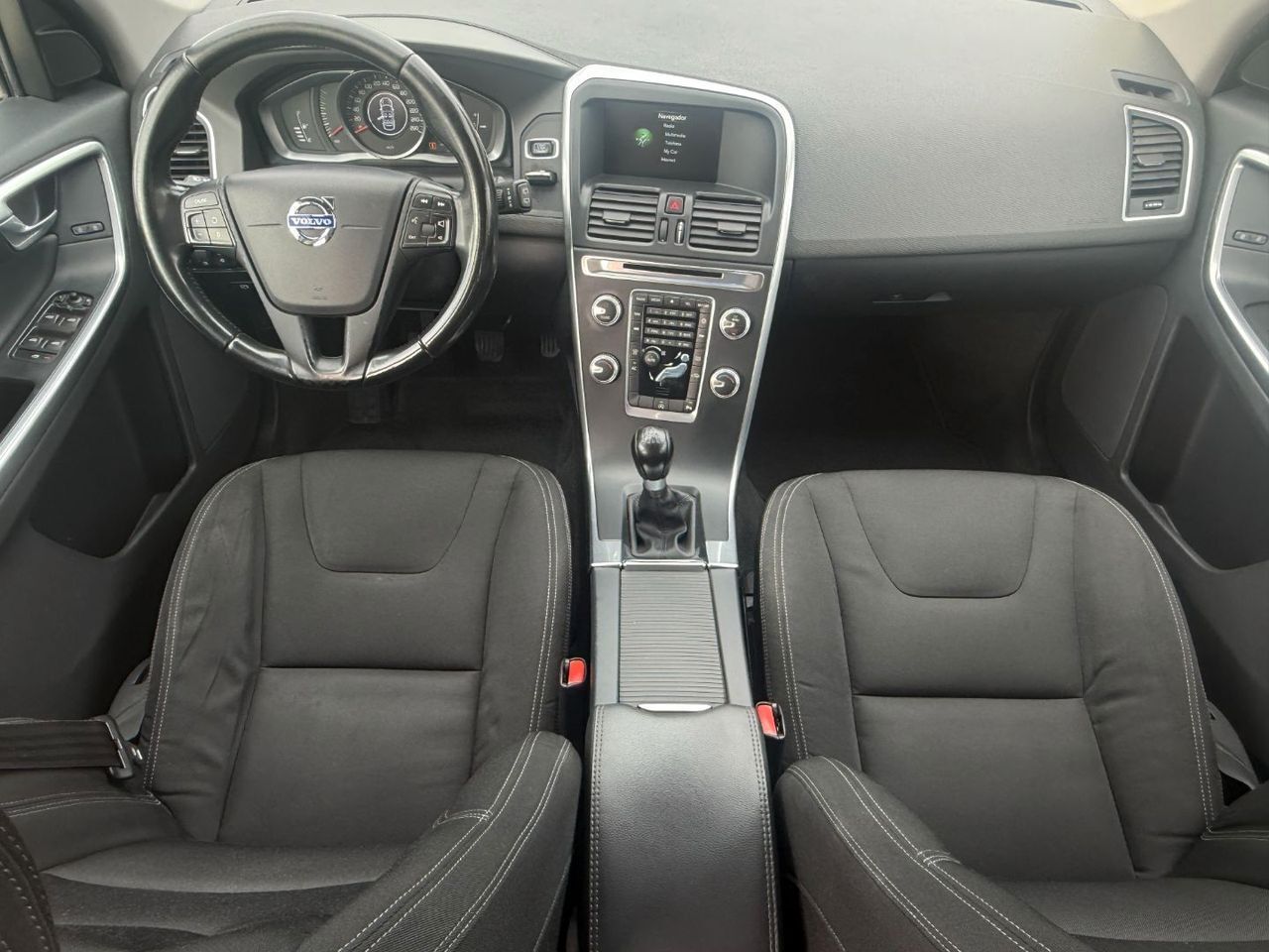 Volvo XC60 2.0 D3 Kinetic  - Foto 10