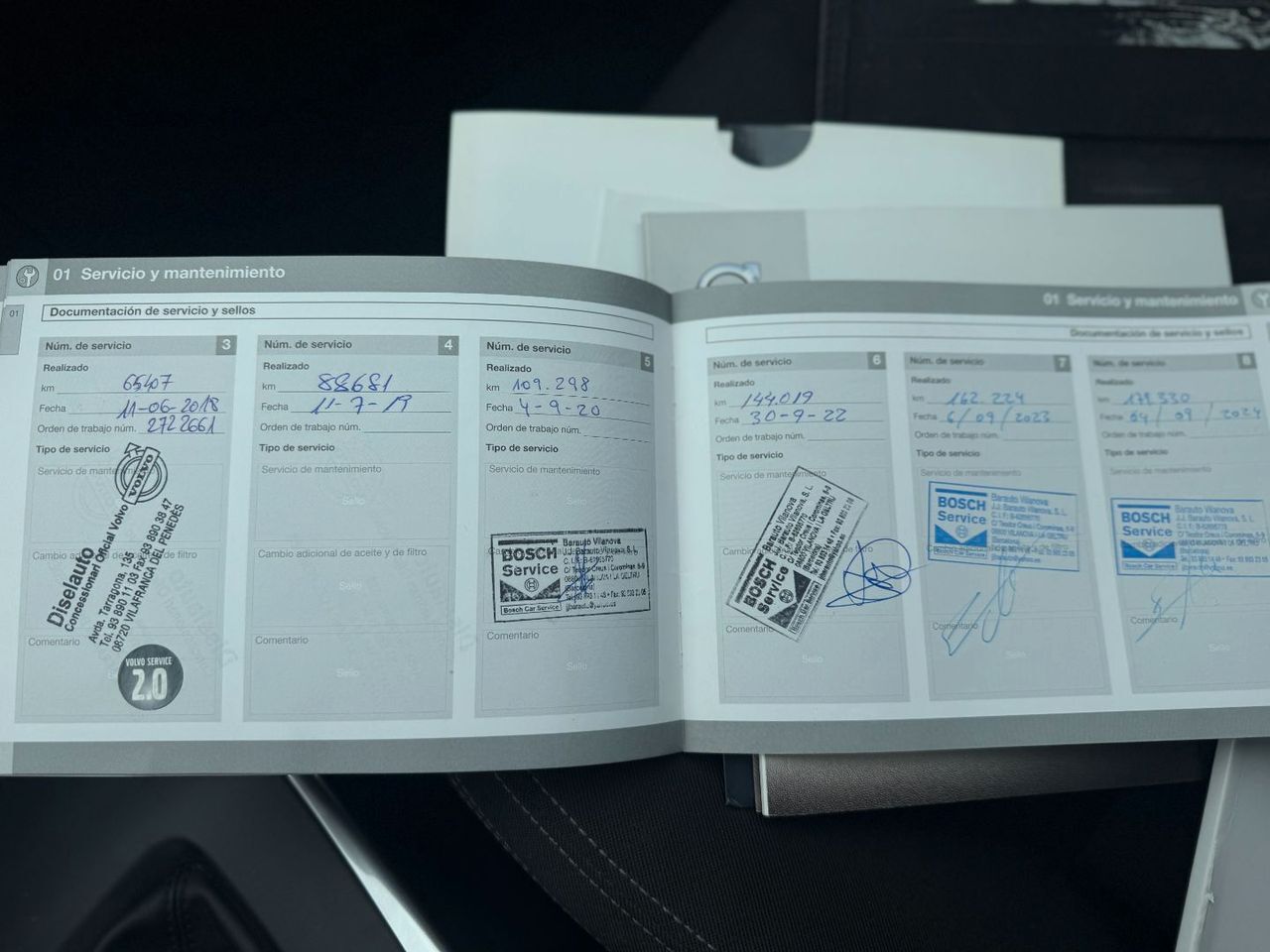 Volvo XC60 2.0 D3 Kinetic  - Foto 9