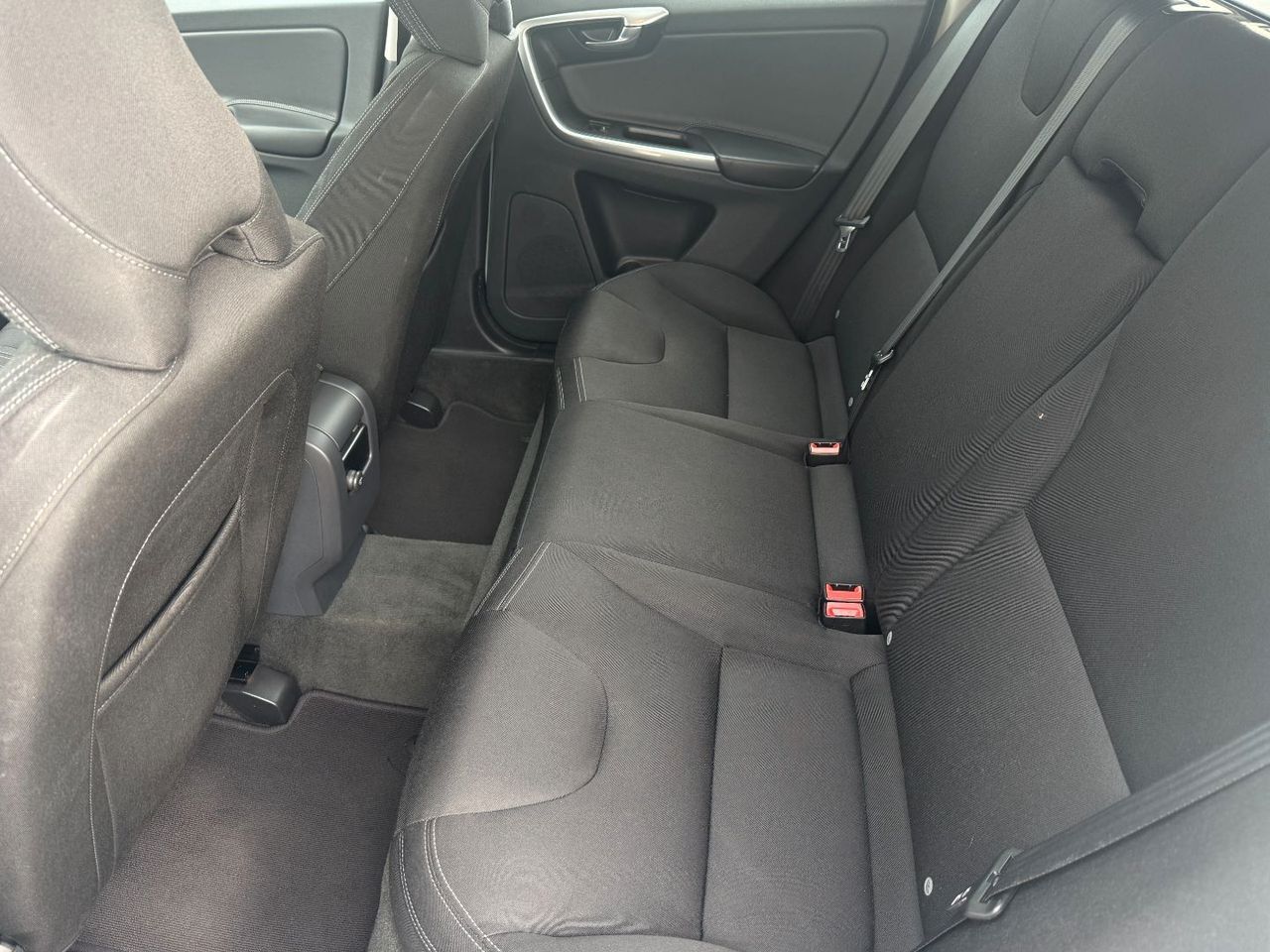 Volvo XC60 2.0 D3 Kinetic  - Foto 19