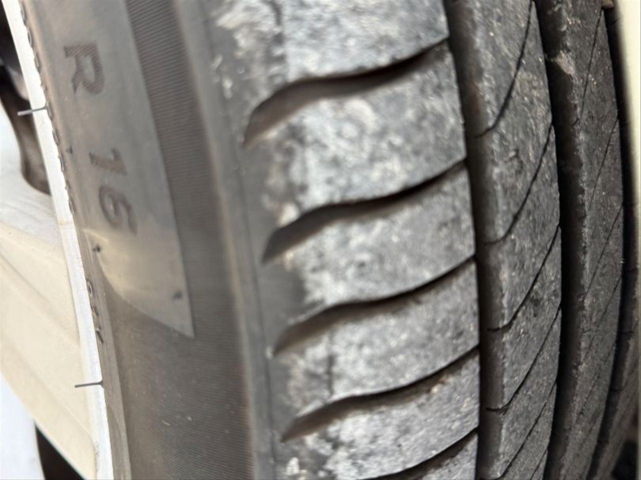 Volkswagen Golf Advance 2.0 TDI 150cv BMT DSG  - Foto 15