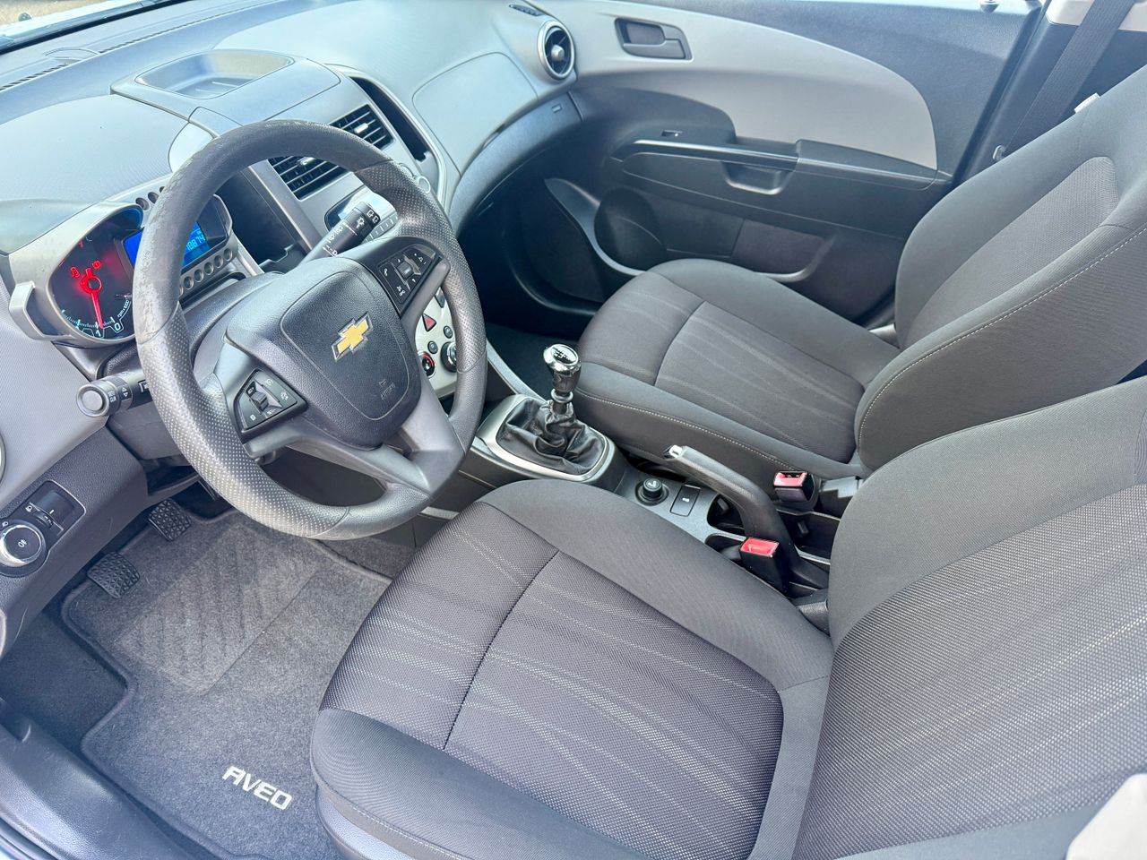 Chevrolet Aveo 1.2 LT - Foto 12