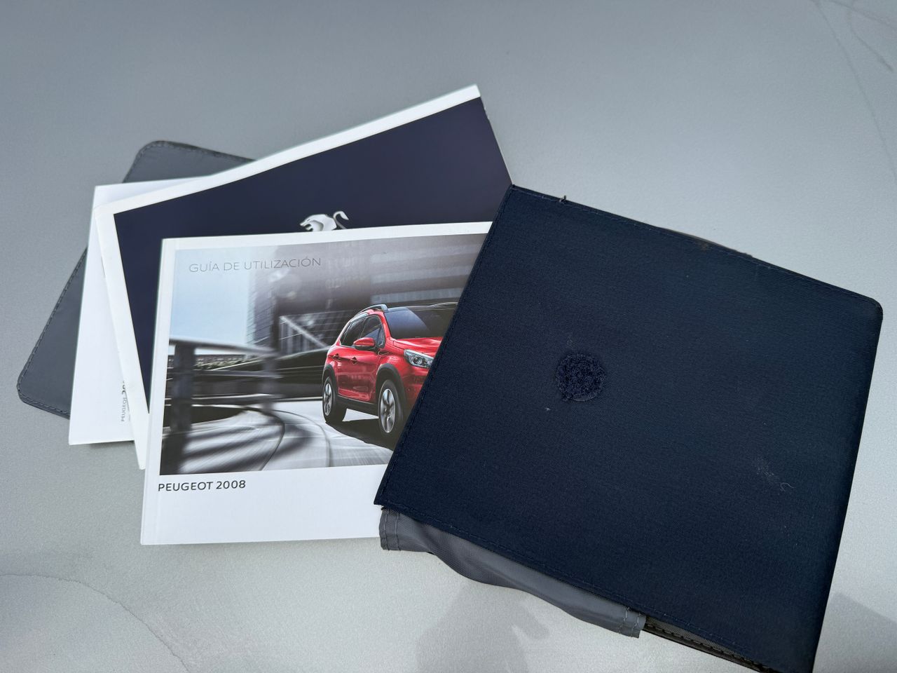 Peugeot 2008 Allure 1.2 PureTech 110 S&S - Foto 22