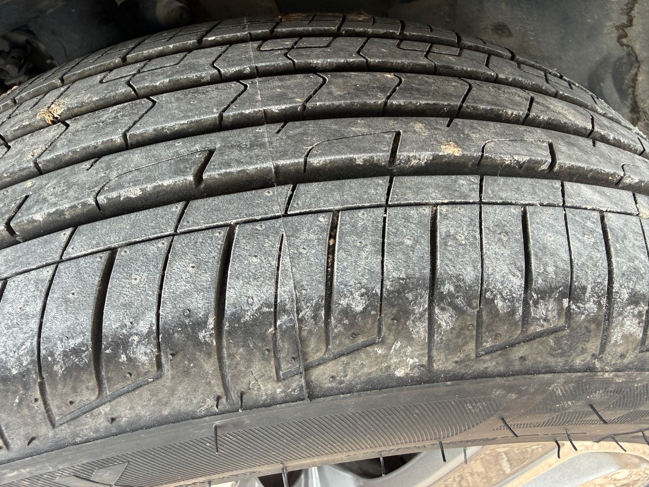 Peugeot 2008 Allure 1.2 PureTech 110 S&S - Foto 14