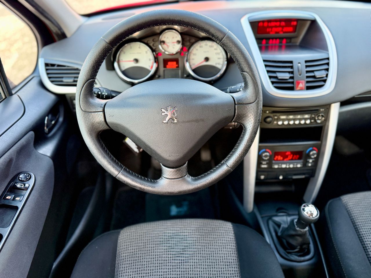 Peugeot 207 5p Sport 1.4 VTi 95 - Foto 12