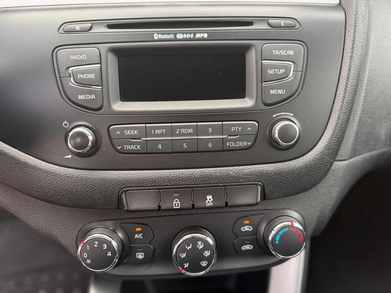 Kia Ceed 1.4CRDI DRIVE - Foto 22