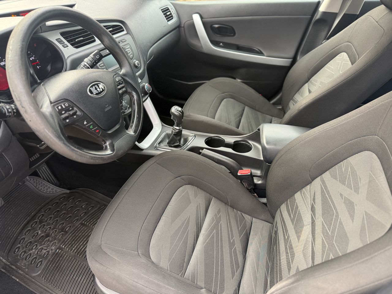 Kia Ceed 1.4CRDI DRIVE - Foto 17