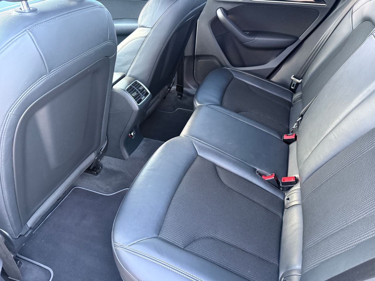 Audi Q3 sport edition 1.4 TFSI CoD 110 kW (150 CV) S tronic S LINE - Foto 21