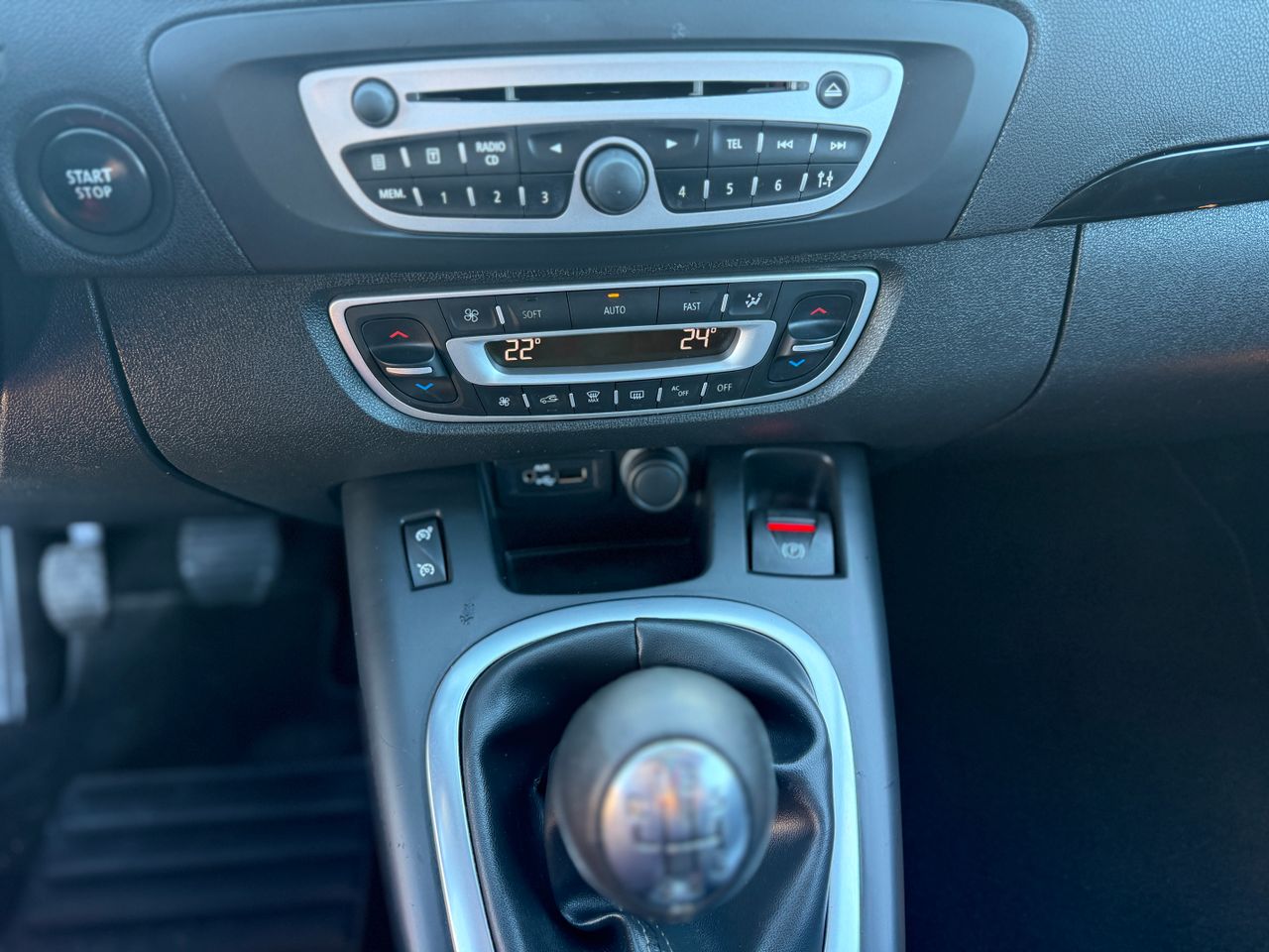 Renault Grand Scénic Dynamique dCi 110 5 plazas - Foto 20