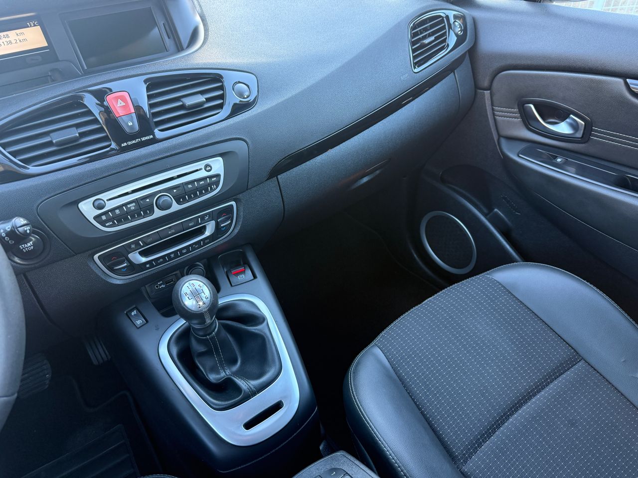 Renault Grand Scénic Dynamique dCi 110 5 plazas - Foto 15