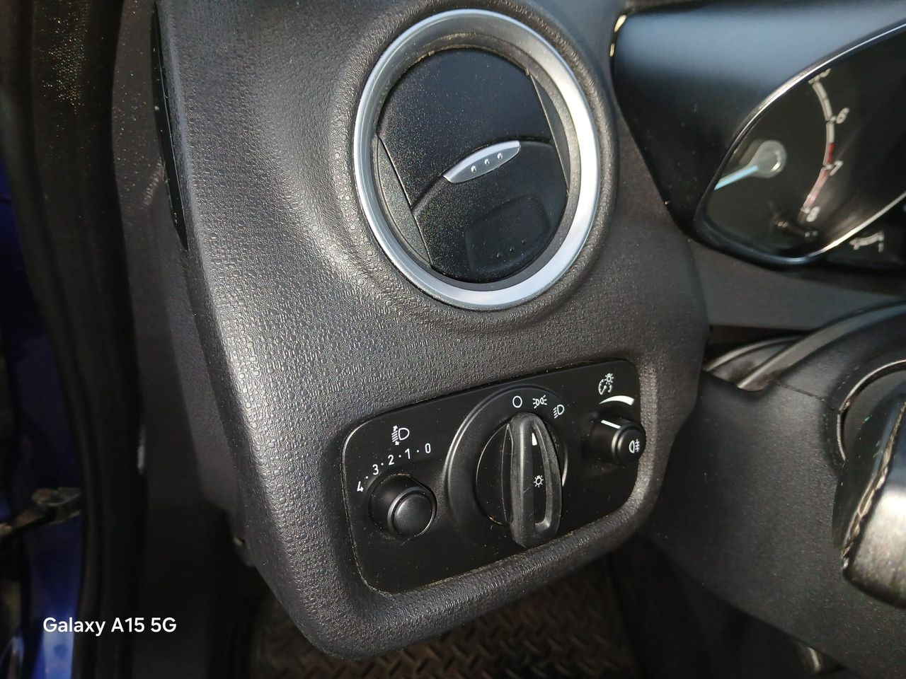 Ford Fiesta 5p Trend 1.25 82 CV - Foto 11