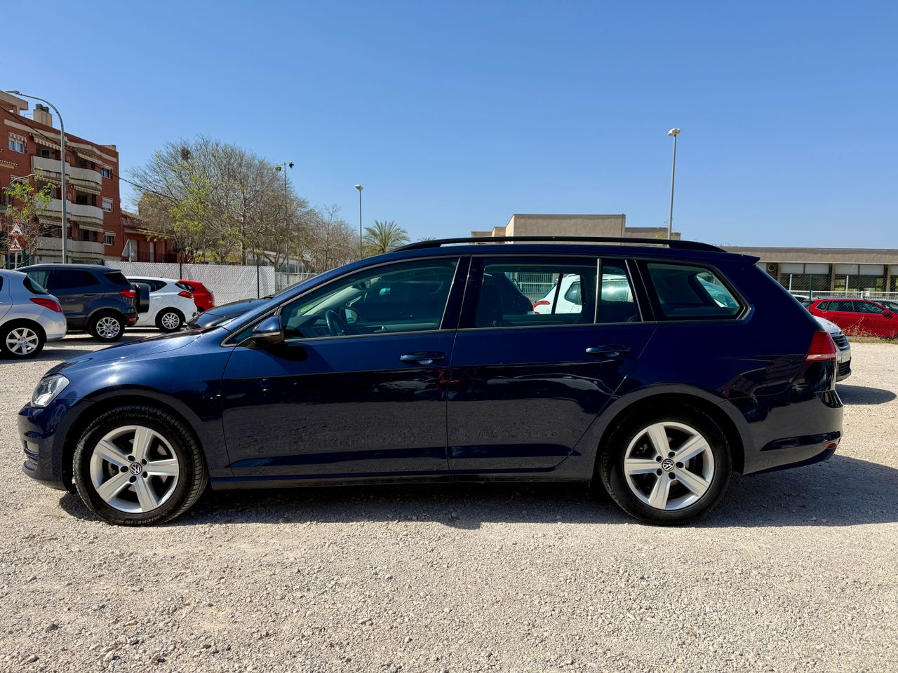 Volkswagen Golf VARIANT ADVANCE BMT 1.4 122cv - Foto 4