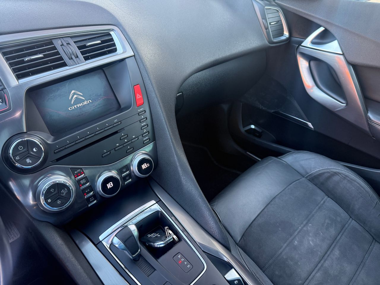 Citroën DS5 eHDI 115 ETG6 STYLE - Foto 16