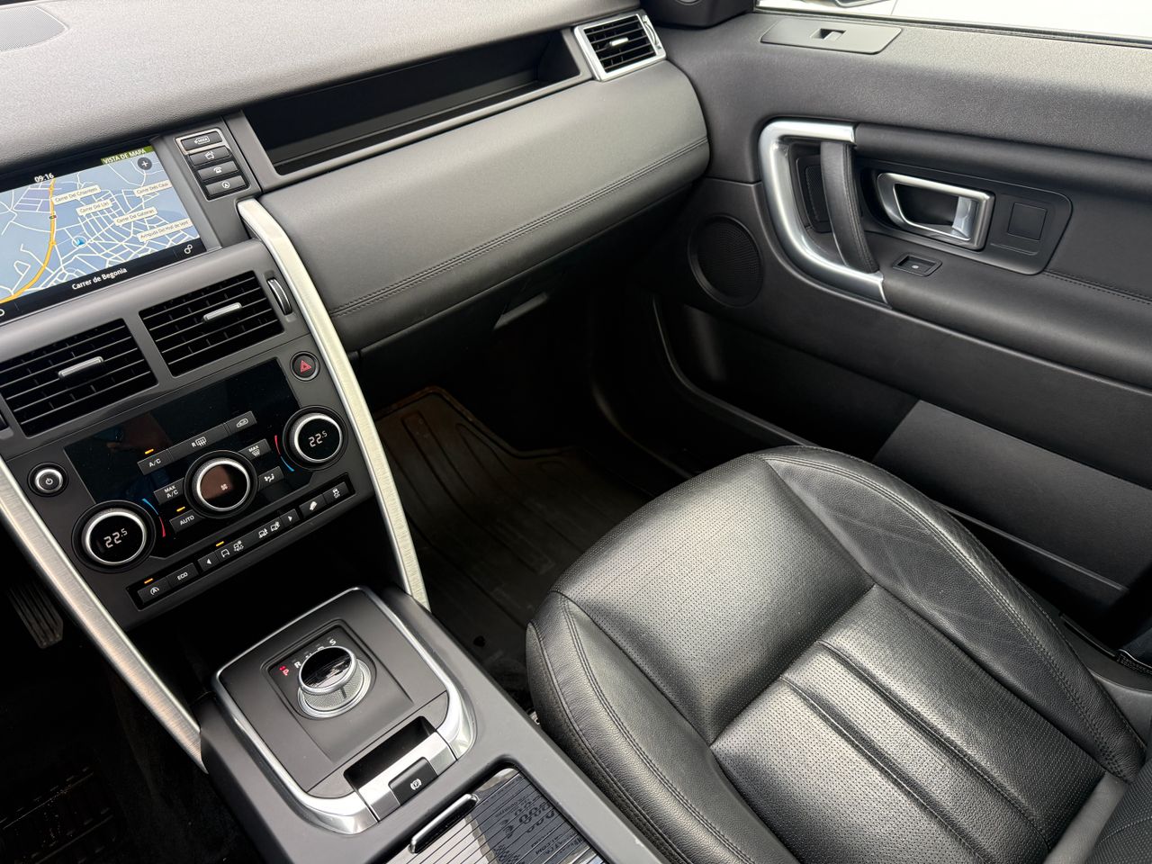 Land-Rover Discovery Sport HSE 4X4 2.0TD4 150cv - Foto 14