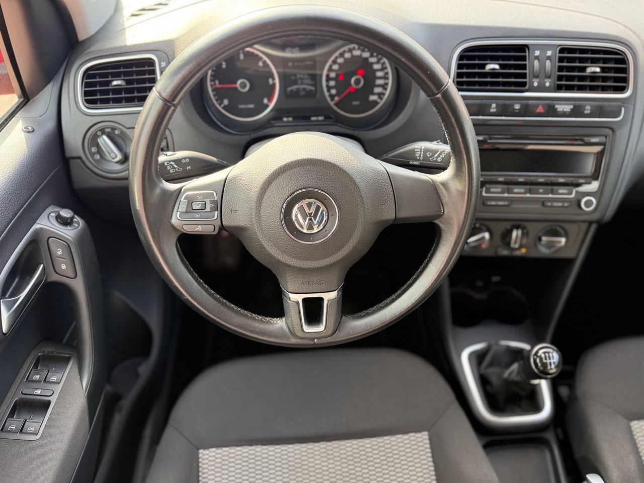 Volkswagen Polo ADVANCE 1.2TDI - Foto 6