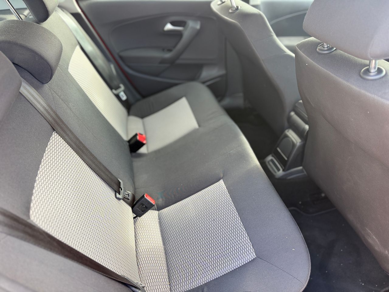 Volkswagen Polo ADVANCE 1.2TDI - Foto 8