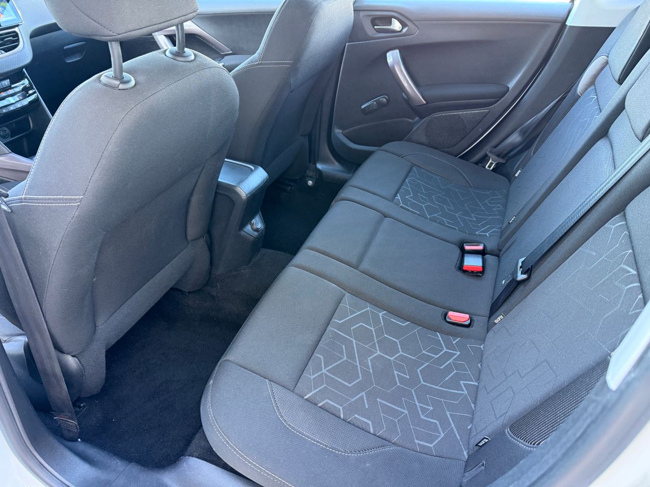 Peugeot 2008 Active 1.6 e-HDi 92 ETG6 - Foto 18