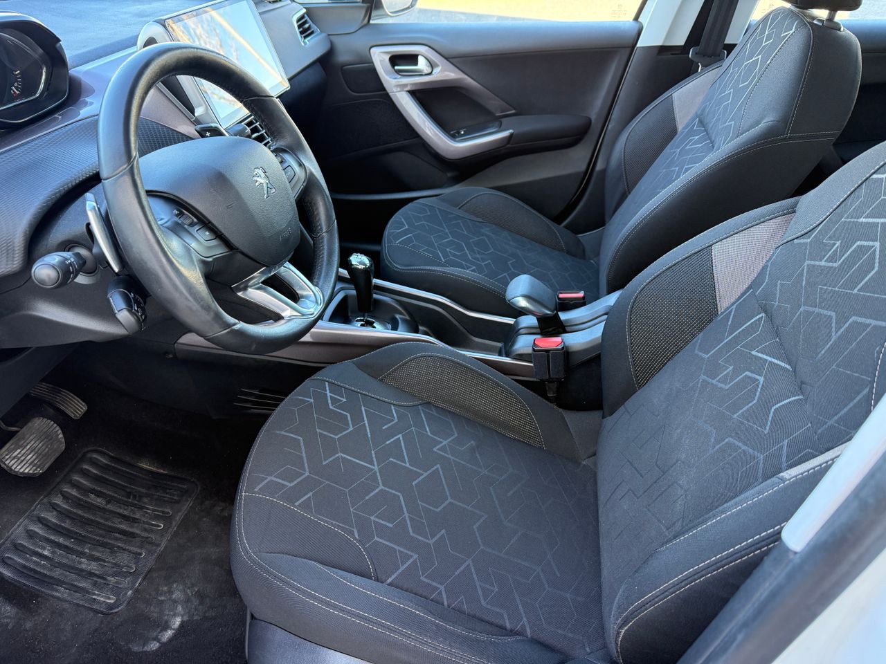 Peugeot 2008 Active 1.6 e-HDi 92 ETG6 - Foto 17