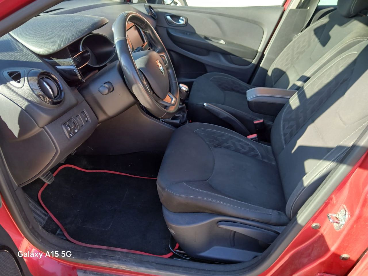 Renault Clio Zen TCe 66 kW (90 CV) - Foto 6