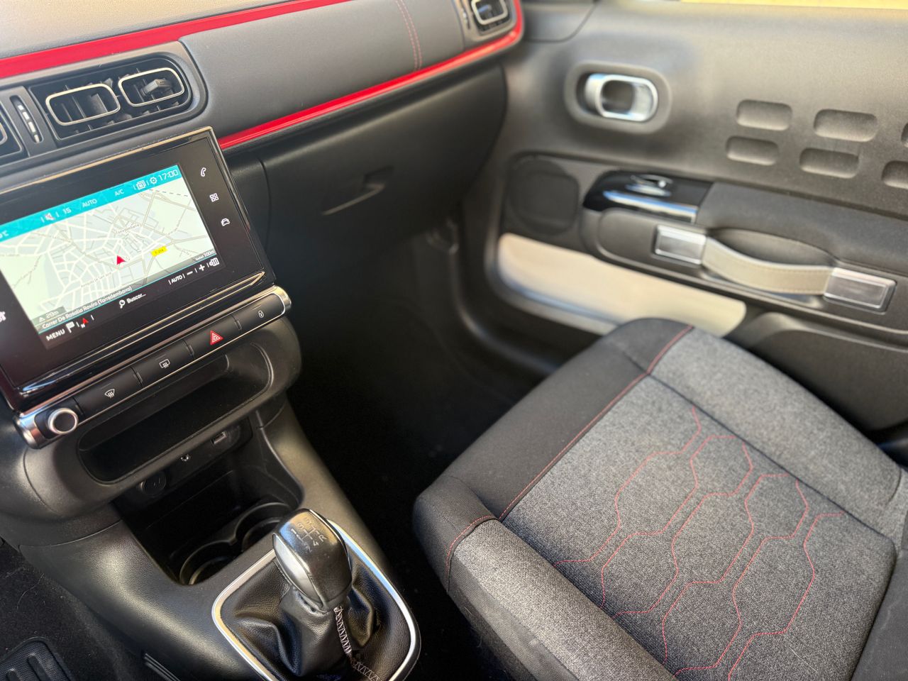 Citroën C3 PureTech 82 Shine - Foto 17