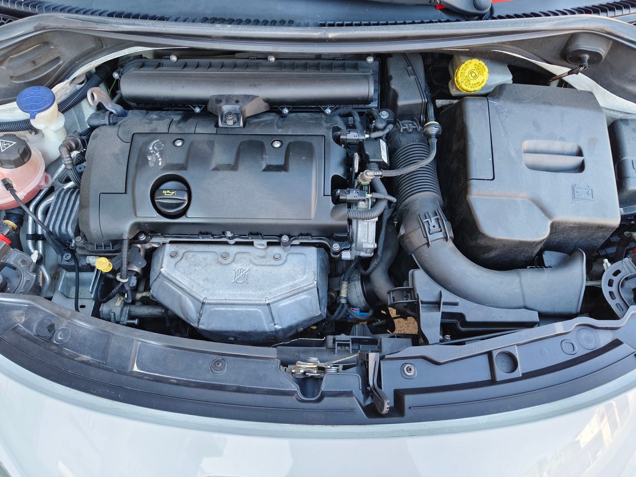 Peugeot 207 3p Sport 1.6 VTi 120 - Foto 19