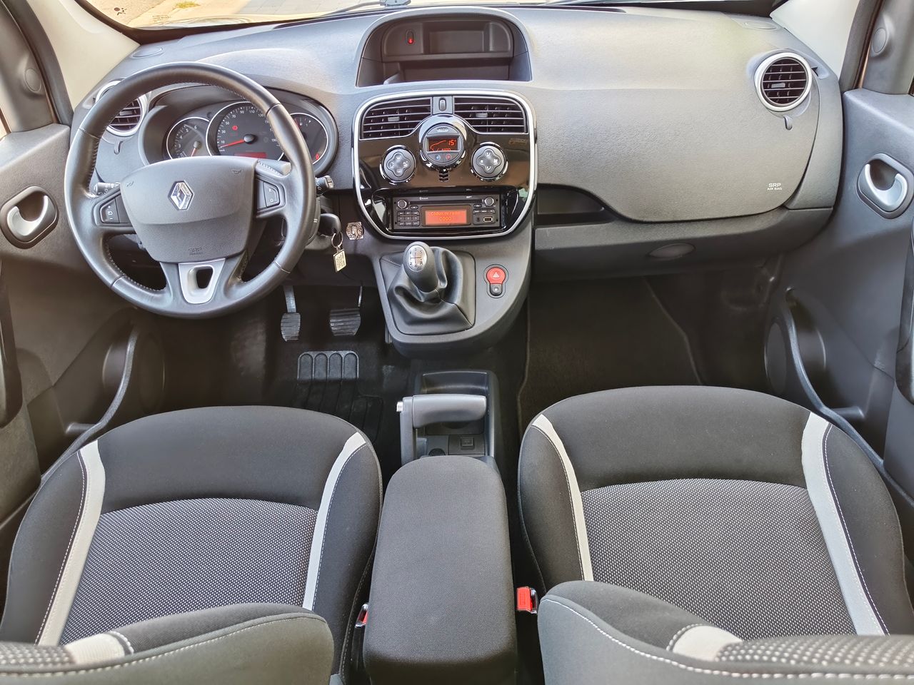 Renault Kangoo Combi Adventure DCI 90 - Foto 6