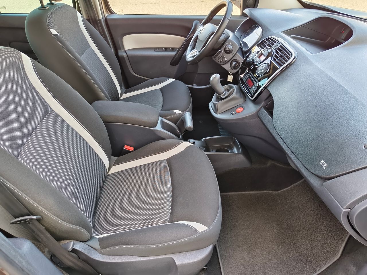 Renault Kangoo Combi Adventure DCI 90 - Foto 7