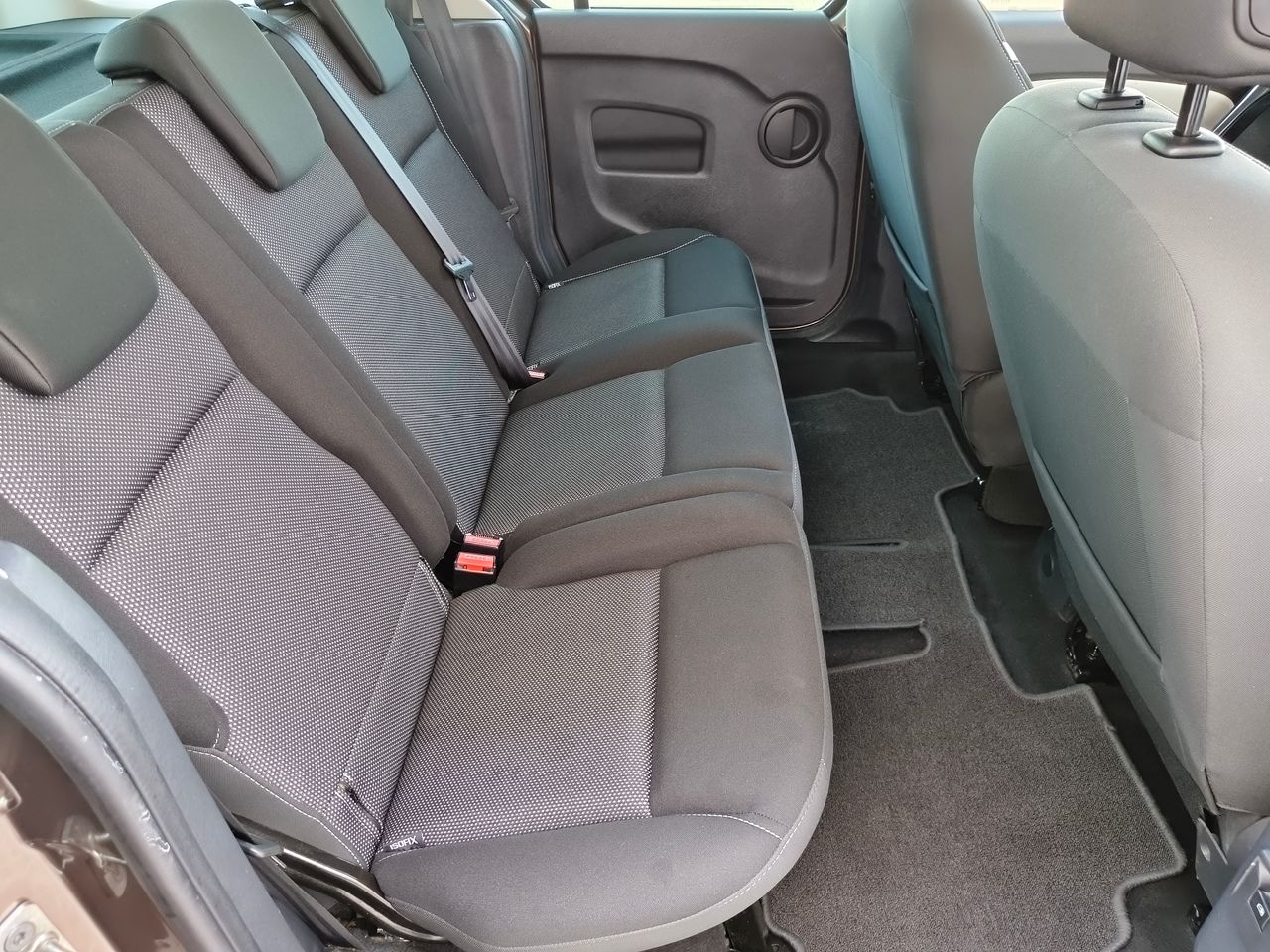 Renault Kangoo Combi Adventure DCI 90 - Foto 8