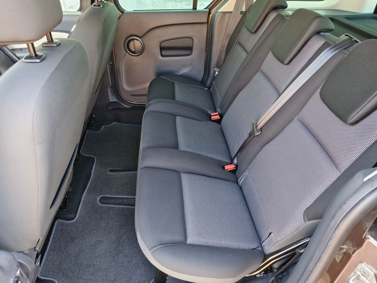 Renault Kangoo Combi Adventure DCI 90 - Foto 19