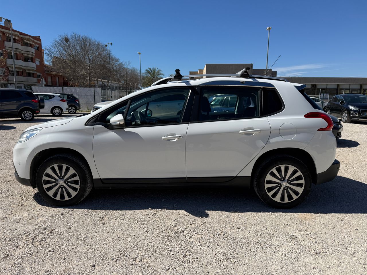 Peugeot 2008 Active 1.6 e-HDi 92 ETG6 - Foto 5