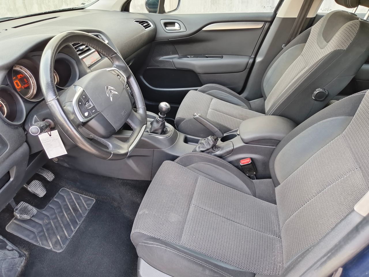 Citroën C4 e-HDi 115 Airdream Collection - Foto 17