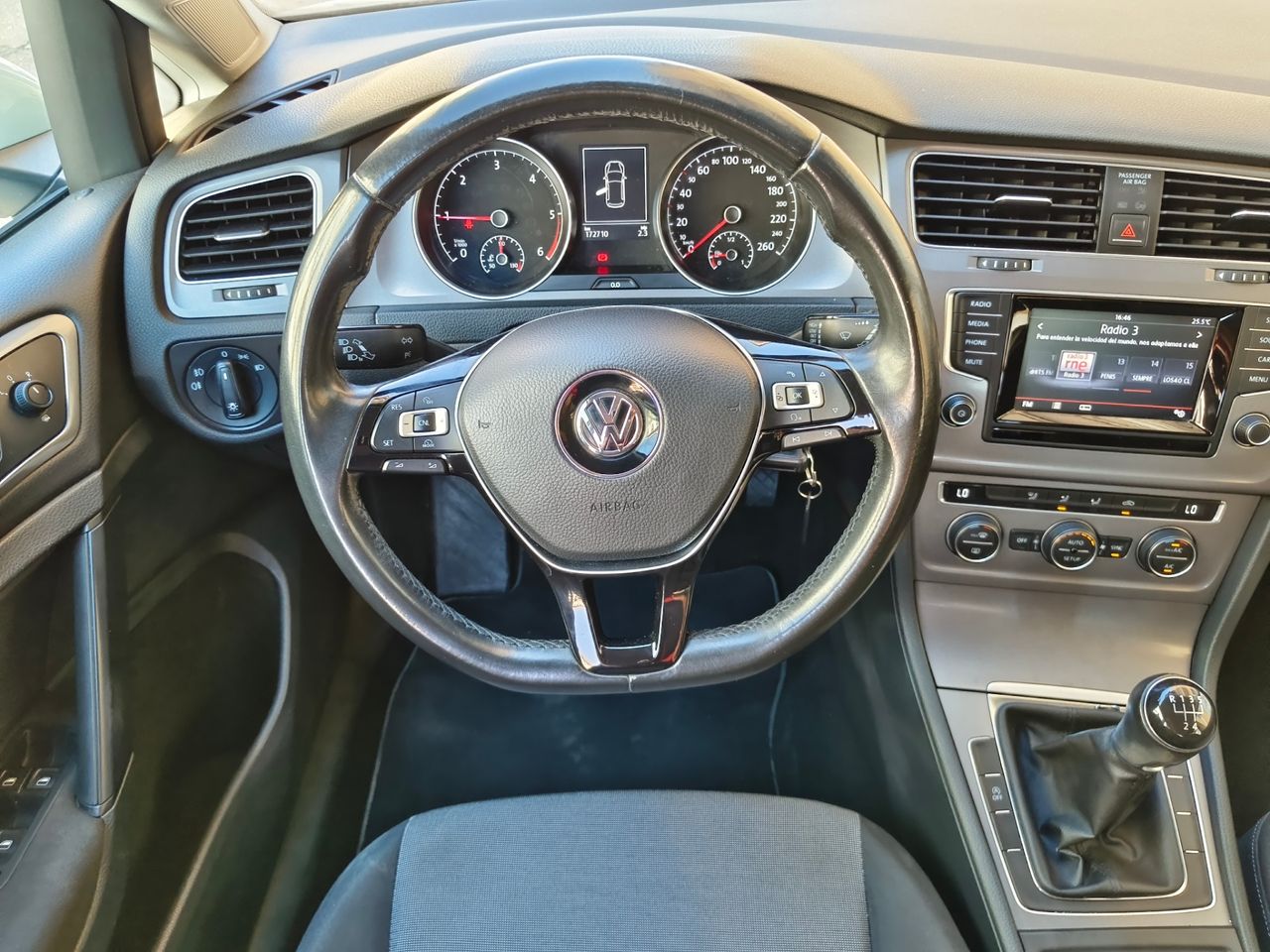 Volkswagen Golf 5p Advance 1.6 TDI CR 105 CV BMT - Foto 16