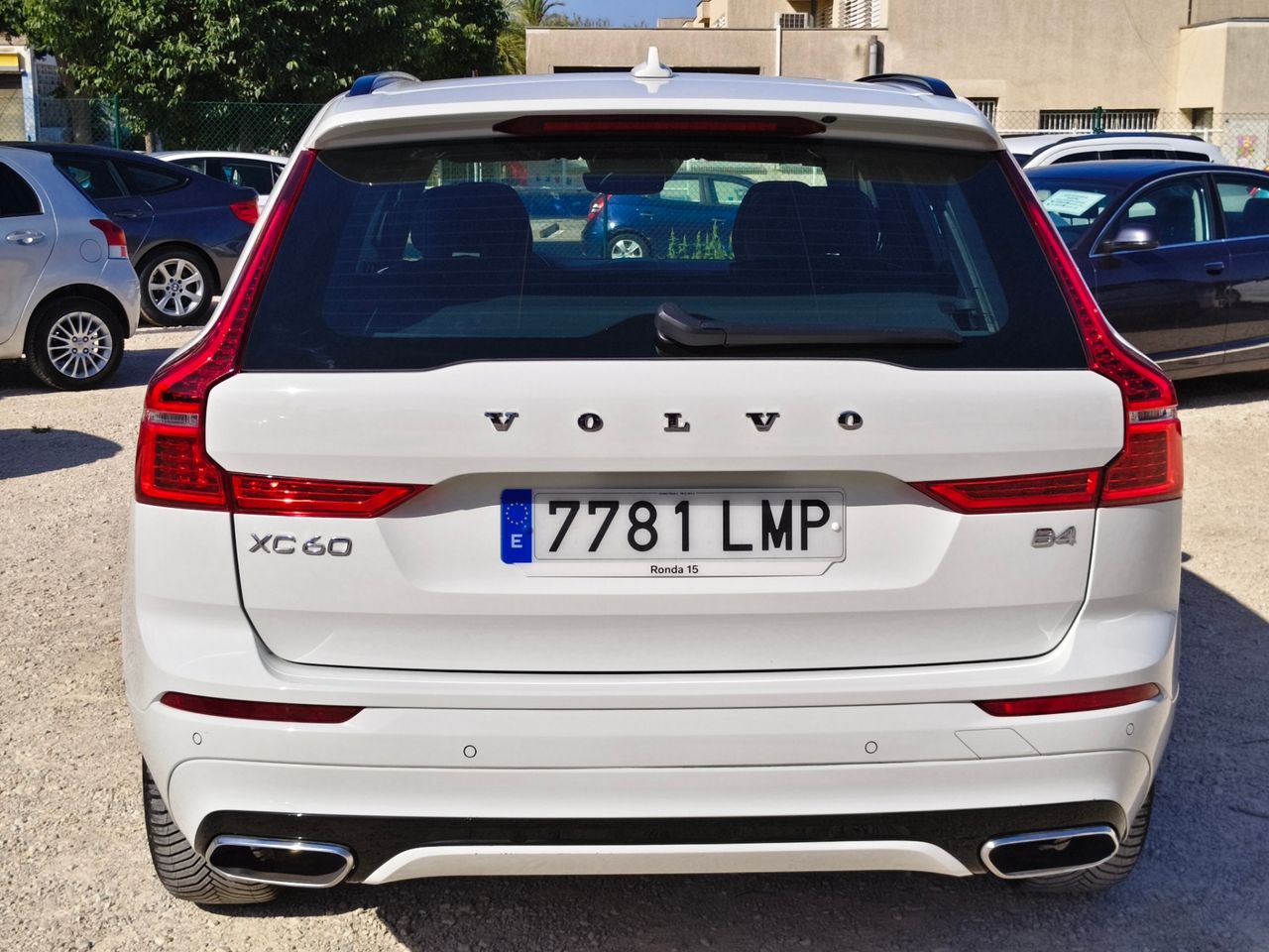 Volvo XC60 R-Design B4 Diesel - Foto 10