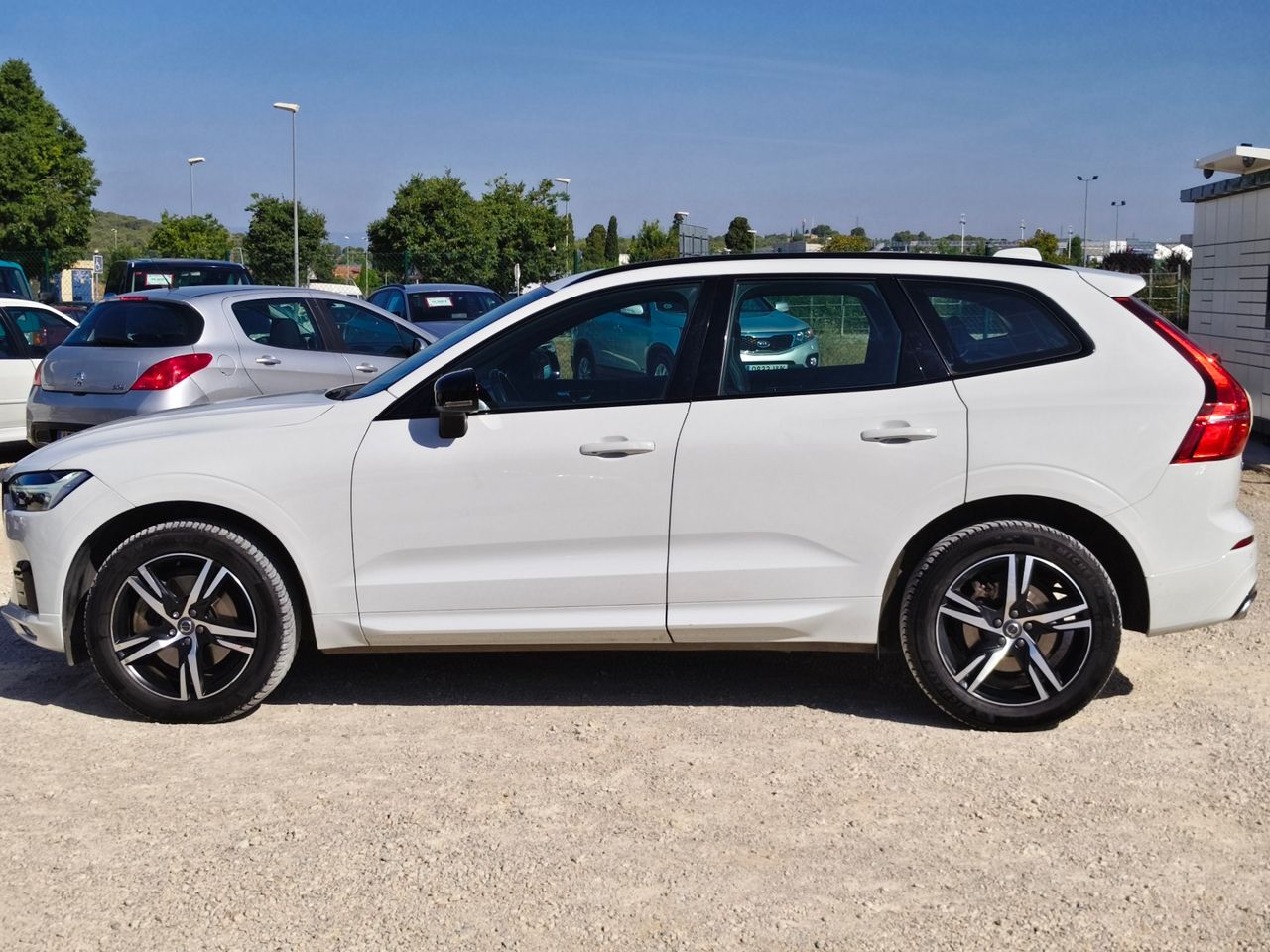 Volvo XC60 R-Design B4 Diesel - Foto 4