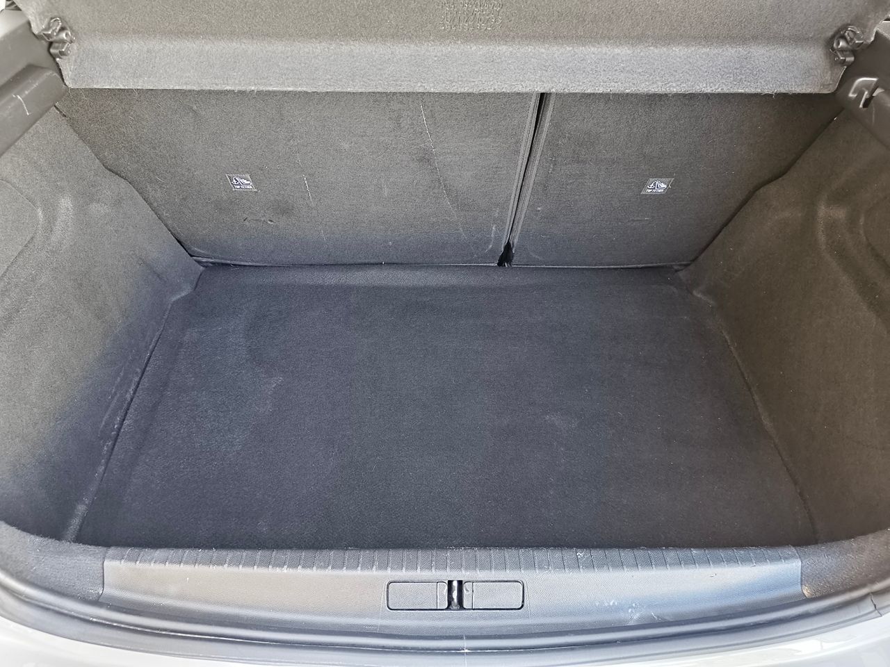Opel Corsa 1.2T 74 kW - Foto 23