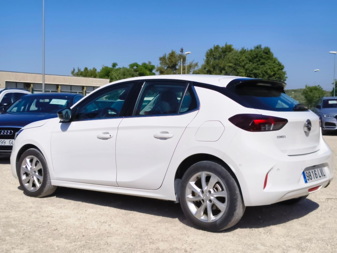 Opel Corsa 1.2T 74 kW - Foto 12