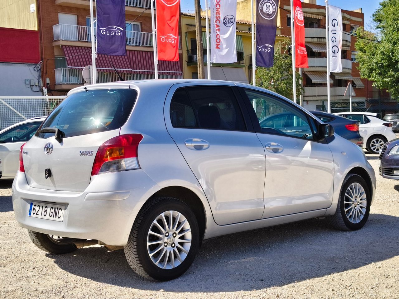 Toyota Yaris 5p 1.3 VVT-i Dual Active Confortdrive - Foto 9