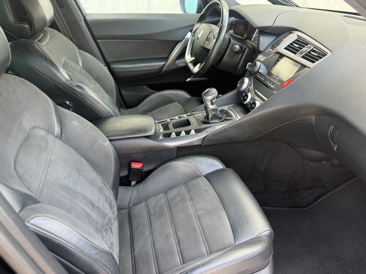 DS DS 5 BlueHDi 120 S&S Style - Foto 6