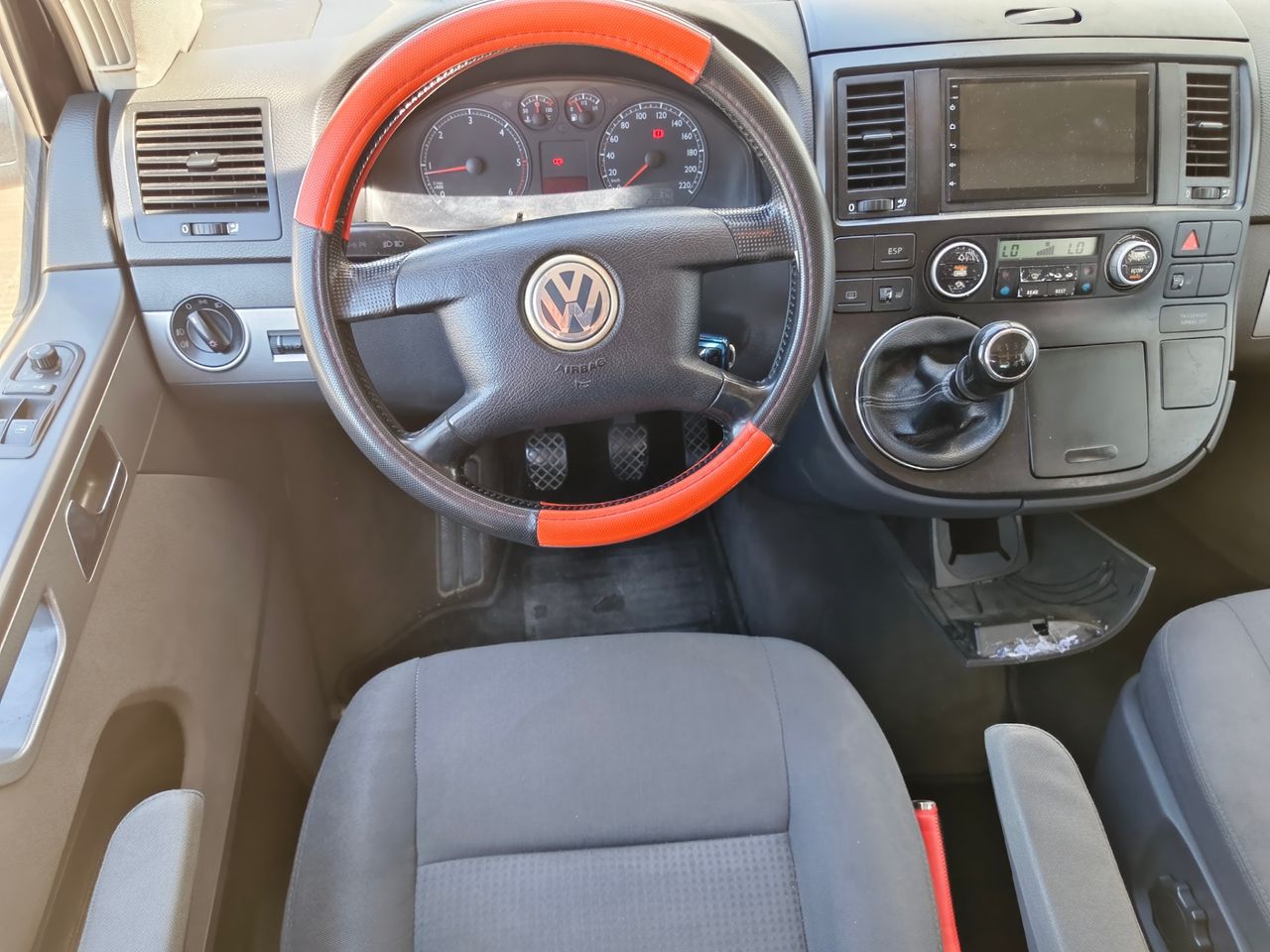 Volkswagen Multivan Comfortline 2.0 Bi-TDI 180 CV 7 plazas - Foto 14