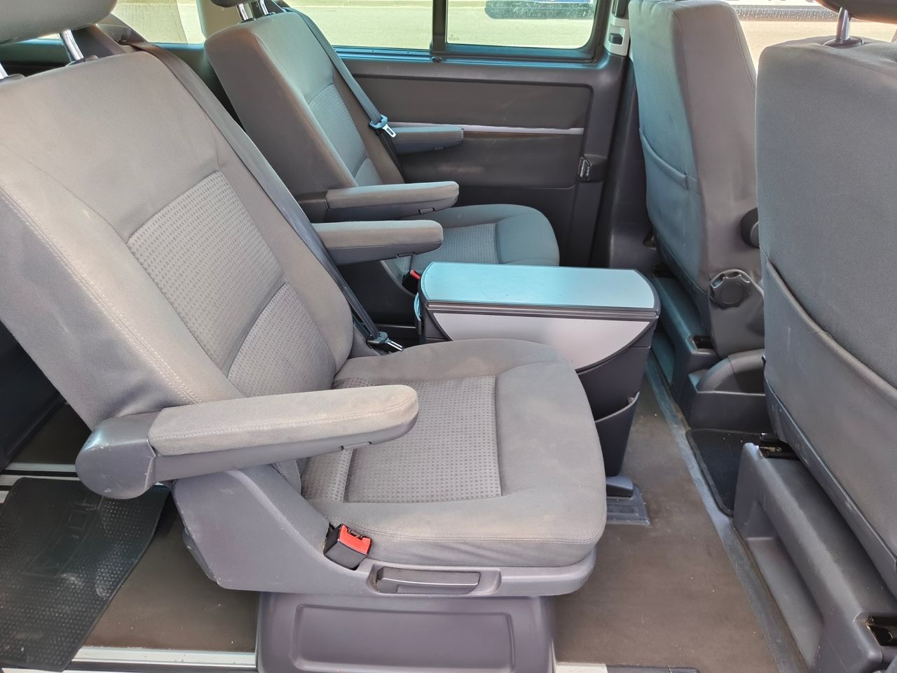 Volkswagen Multivan Comfortline 2.0 Bi-TDI 180 CV 7 plazas - Foto 17