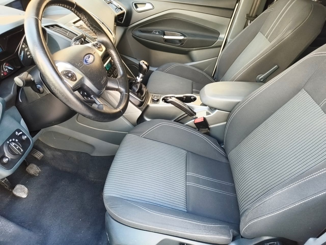Ford Grand C-MAX Titanium 1.0 EcoBoost Auto-Start-Stop 125 CV 7 plazas 7 plazas - Foto 22