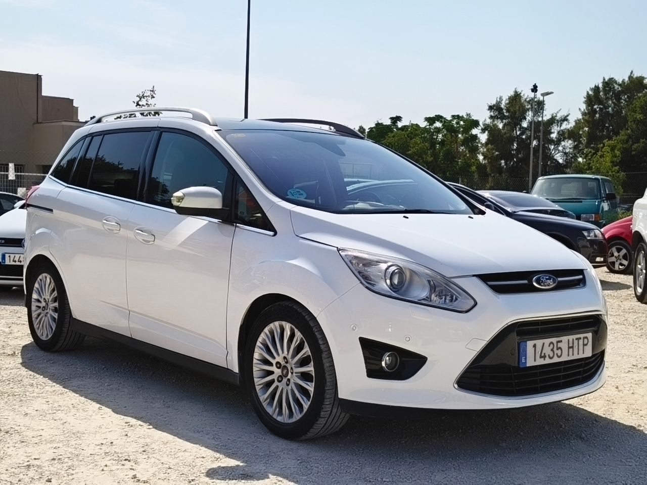 Ford Grand C-MAX Titanium 1.0 EcoBoost Auto-Start-Stop 125 CV 7 plazas 7 plazas - Foto 4