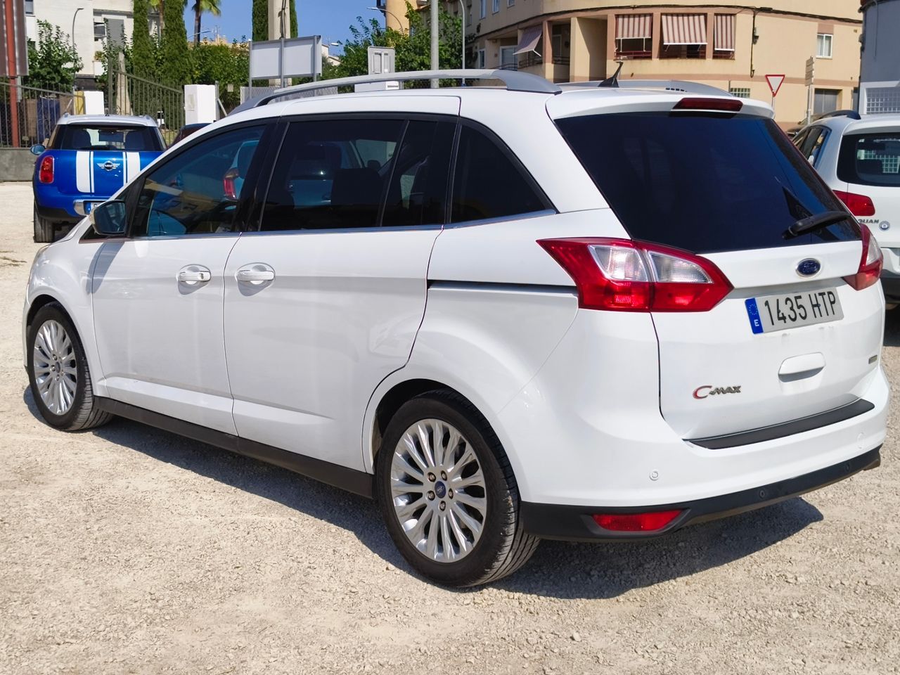 Ford Grand C-MAX Titanium 1.0 EcoBoost Auto-Start-Stop 125 CV 7 plazas 7 plazas - Foto 9