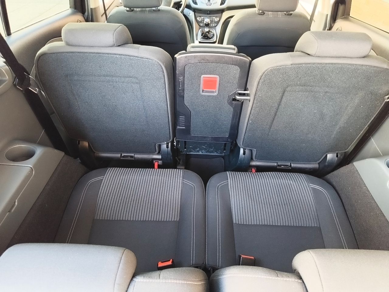 Ford Grand C-MAX Titanium 1.0 EcoBoost Auto-Start-Stop 125 CV 7 plazas 7 plazas - Foto 6