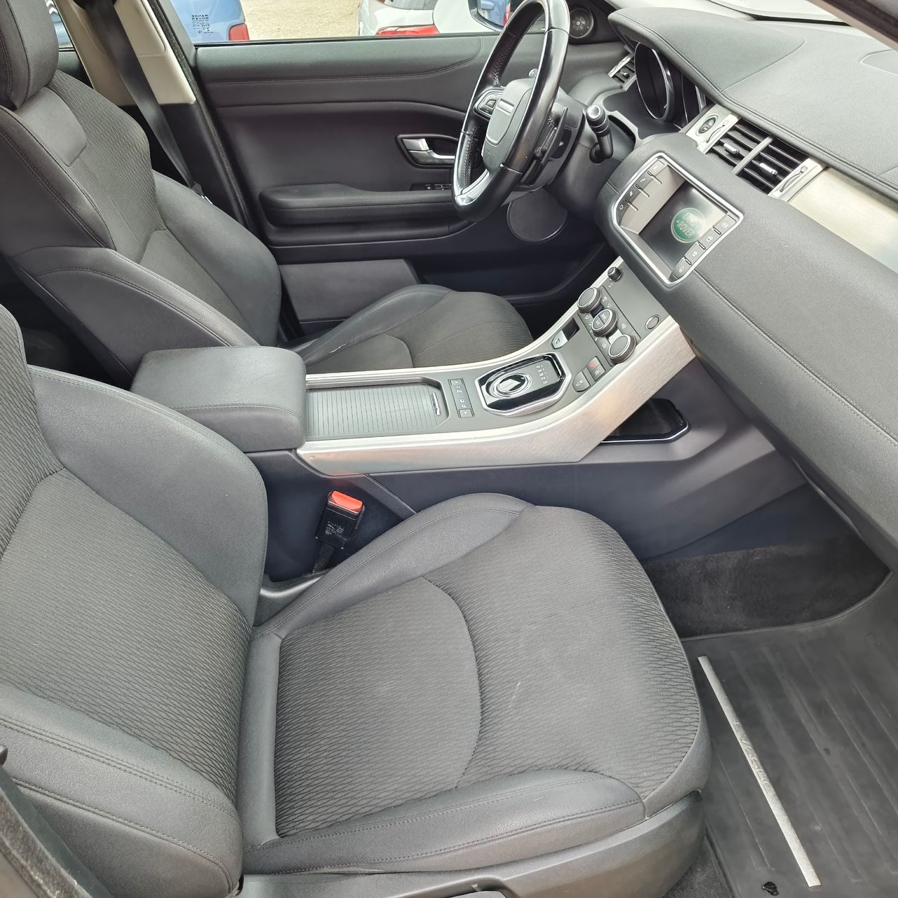 Land-Rover Range Rover Evoque 5p 2.0 Td4 110 kW - Foto 6