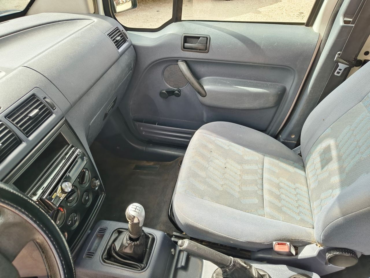 Ford Transit Connect Kombi - Foto 15