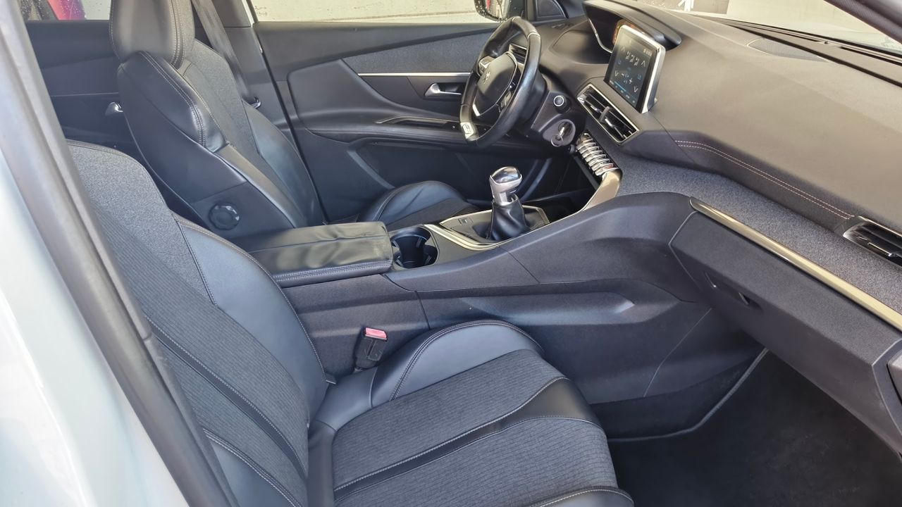 Peugeot 3008 GT Line 1.5 BlueHDi 130 - Foto 6